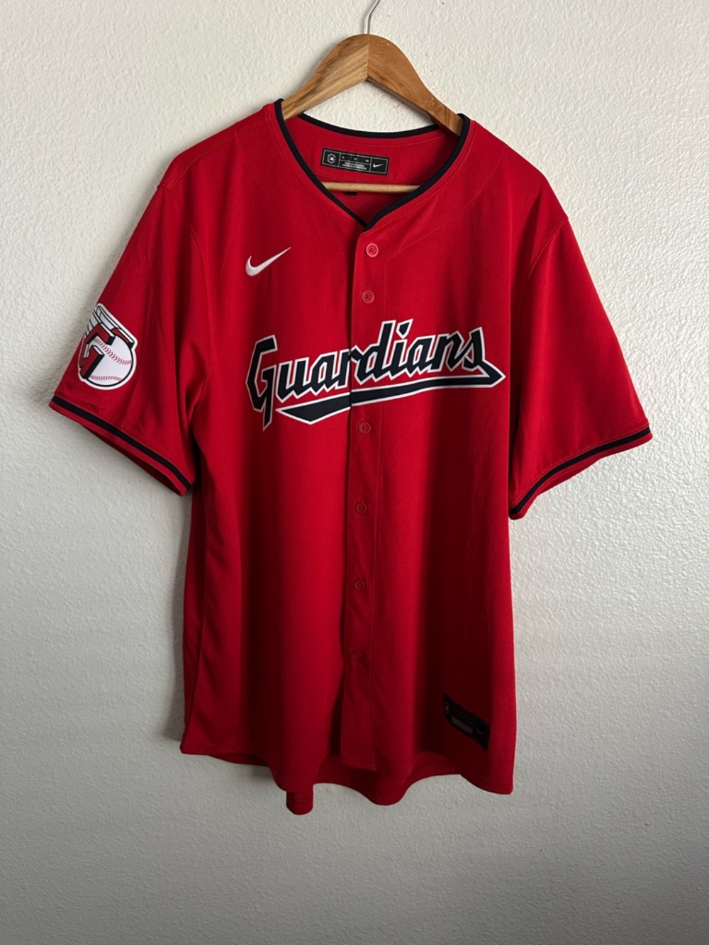 Cleveland Guardians MLB Nike Patched Logo Baseball Jersey Men’s Size XL